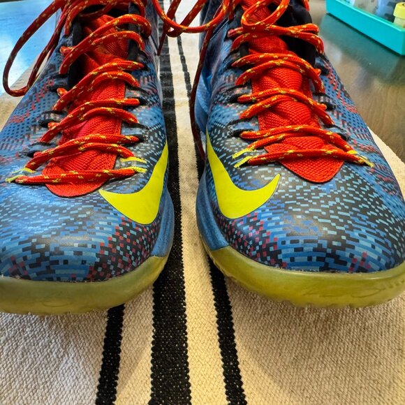 Nike KD 5 Christmas Basketball Shoe Zoom SZ 13 554988-401 KEVIN DURANT NERF 2012 - Picture 7 of 10
